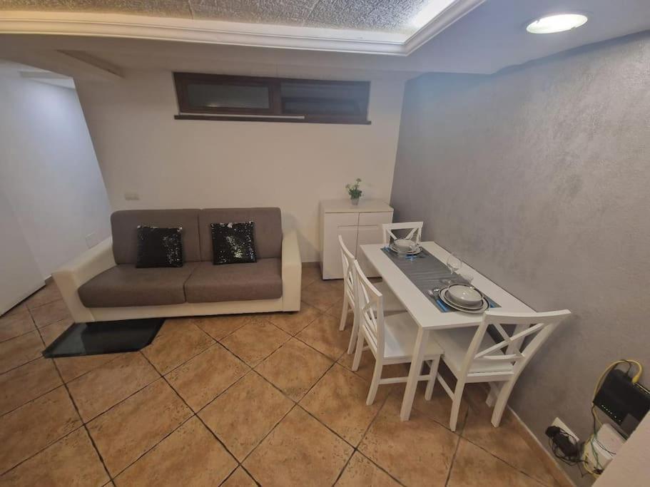 Casa Vacanza Castello Cagliari Exterior photo